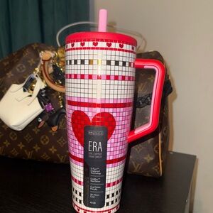 BrüMate Red Heart Tumbler - Love on Lock